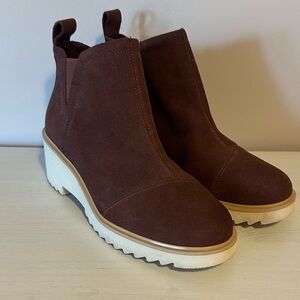 Toms Chestnut Booties